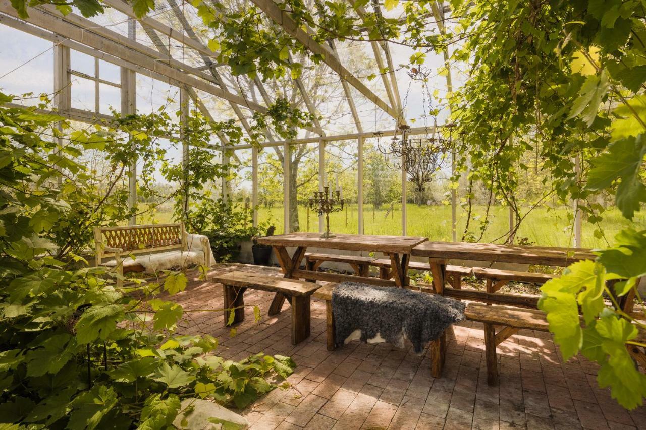 Liste Gard Hostel Ganthem Buitenkant foto